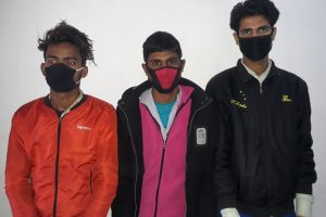 चक्कु प्रहार गरी  हत्या गरेको अभियोगमा ३ जना पक्राउ
