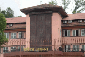 प्रधानमन्त्रीलाई सर्वोच्चको आदेश लिखित जवाफका साथ आफै अदालतमा हाजिर हुन