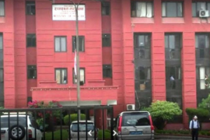 निर्देशिकाविपरीत स्टार र केएमसीलाई स्वाब संकलनको अख्तियारी