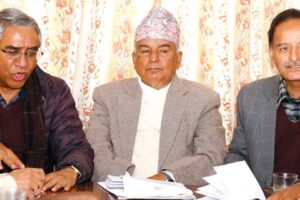 महाधिवेशनमा कांग्रेसः तीन गुट, गुटभित्रै फुट