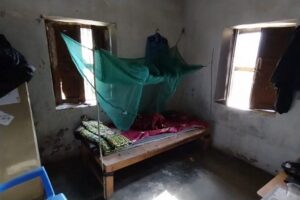 छानो चुहिने भाडाको घरमा प्रहरीचौकी