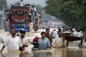 पाकिस्तानलाई बाढीको असरबाट उकास्न मद्दत गर्न विश्वलाई आग्रह