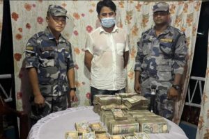 सुनसरीबाट स्रोत नखुलेको एक करोड बढी नगदसहित अन्सारी पक्राउ