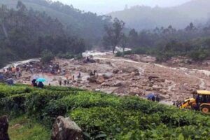 केरलामा पहिरो अपडेट : मृत्तकको संख्या १३० पुग्यो, कम्तीमा २२० जना बेपत्ता