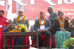 मैले कसैलाइ छाडिन, यो सरकार भने आफ्नालाइ जोगाउन लाग्योः प्रचण्ड