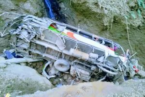 जन्ती बस दुर्घटनामा १ एक जनाको मृत्यु