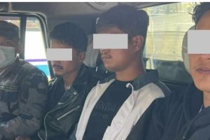 खैराे हिराेइन बोकेर हिँडेका चार युवा कलंकीबाट समातिए