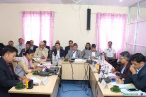 निजी मिडियाप्रति अनुदार बन्दै सरकार