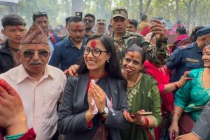 मन्त्री गौतमद्वारा चितवन राष्ट्रिय निकुञ्जस्थित विक्रम बाबा स्थलमा पूजा, प्रकृति संरक्षणमा जोड