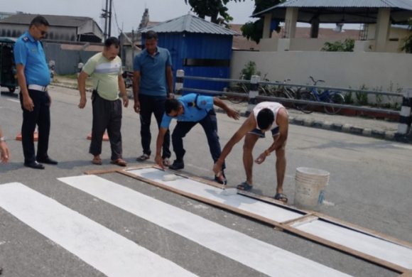 निमुवा ट्राफिक द्वारा विभिन्न स्थानमा जेब्रा क्रसिङ निर्माण