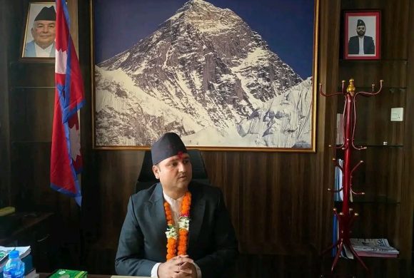 कोशीका पूर्वाधार आयोजनाबारे जनतासँग सुझाव माग्दै मन्त्री आचार्य