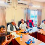 सडक आयोजनाको ढिलाइप्रति काेशी सरकार असन्तुष्ट, ठेक्का रद्दको चेतावनी